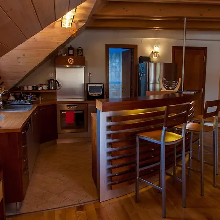 U Pejtrika Gasthuis Mengusovce